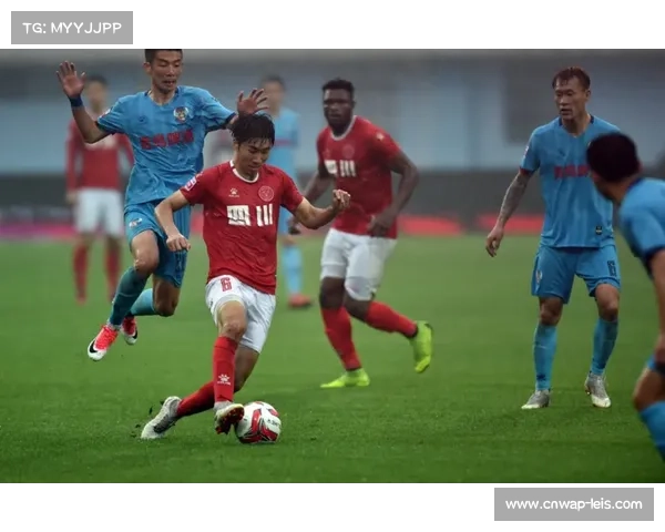 海港队暂时领跑积分榜优势不大 季后赛形势依然悬念重重